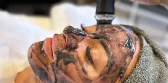 You are currently viewing Revitalize Your Facial Skin: A Comprehensive Guide to the OxyGeneo® Facial Rejuvenation
