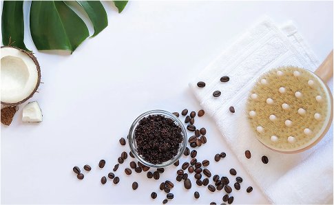 You are currently viewing The Benefits of Coffee Scrub: Explore the Black Gold from Spa Derma