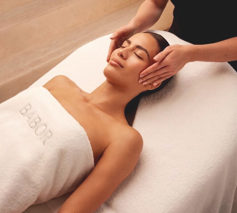 Read more about the article Why the Oxygen Infusion Facial Is the Ultimate Summer Skin Reset